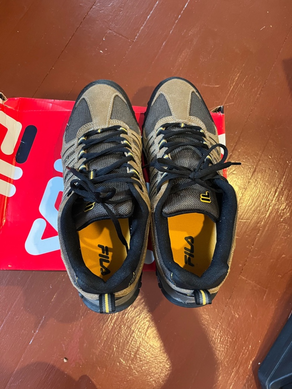 FILA Men's Hiking Shoes Size 11